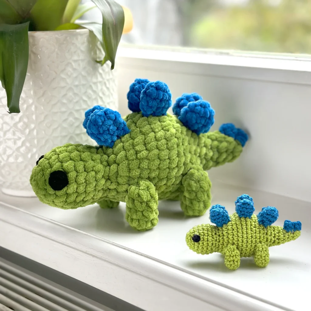free dinosaur crochet pattern