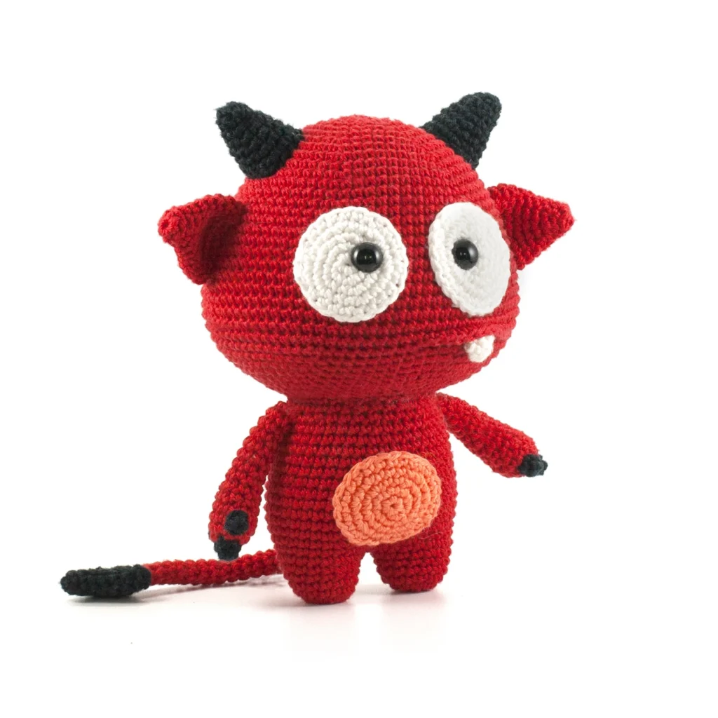free love devil crochet pattern kopie