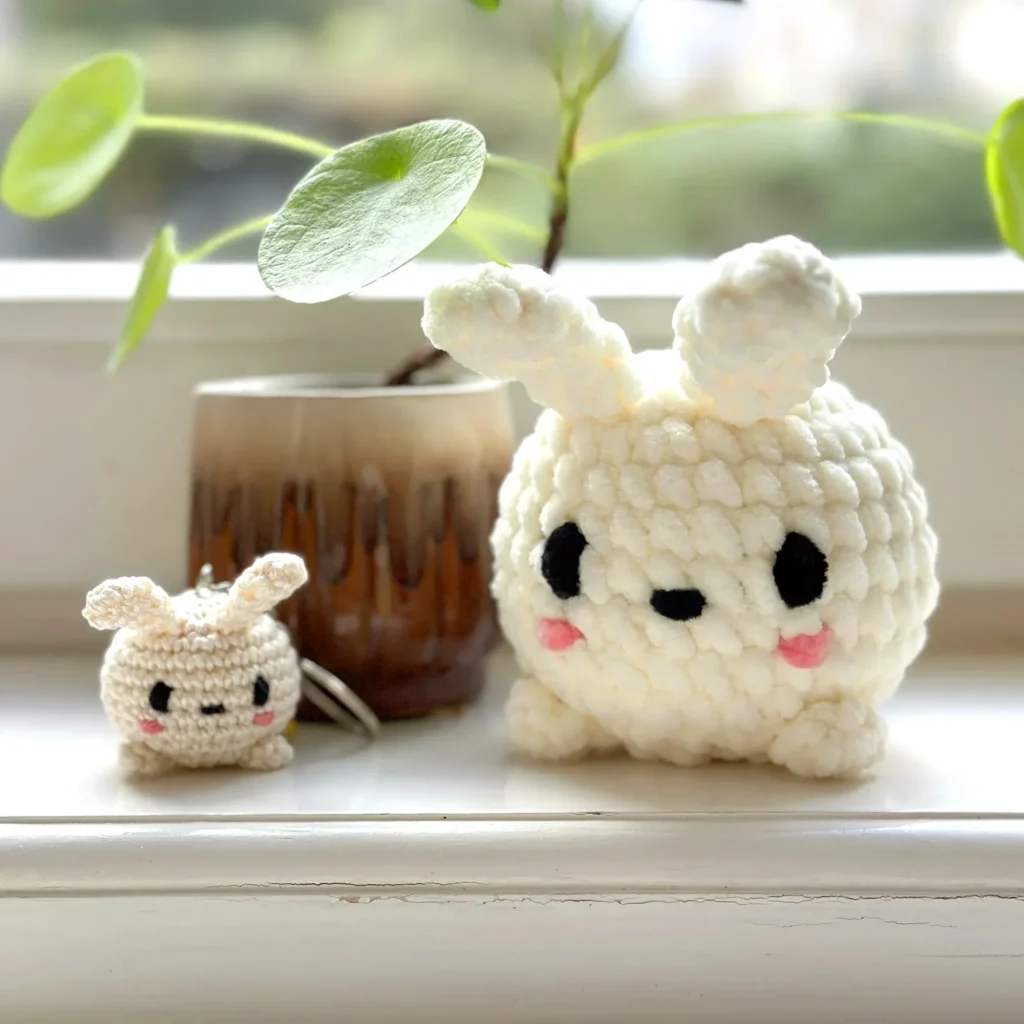 free mini bunny crochet pattern