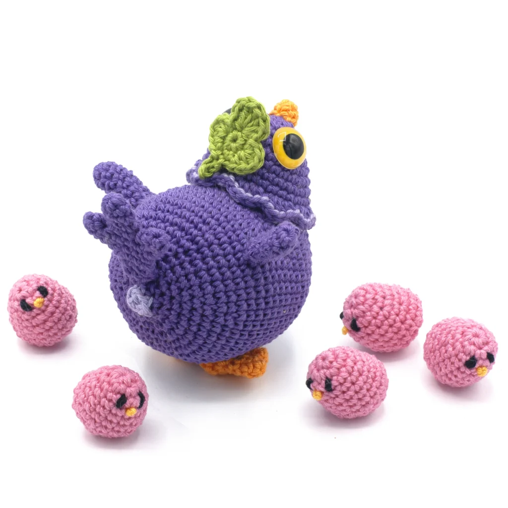 cheeken with chicks crochet pattern