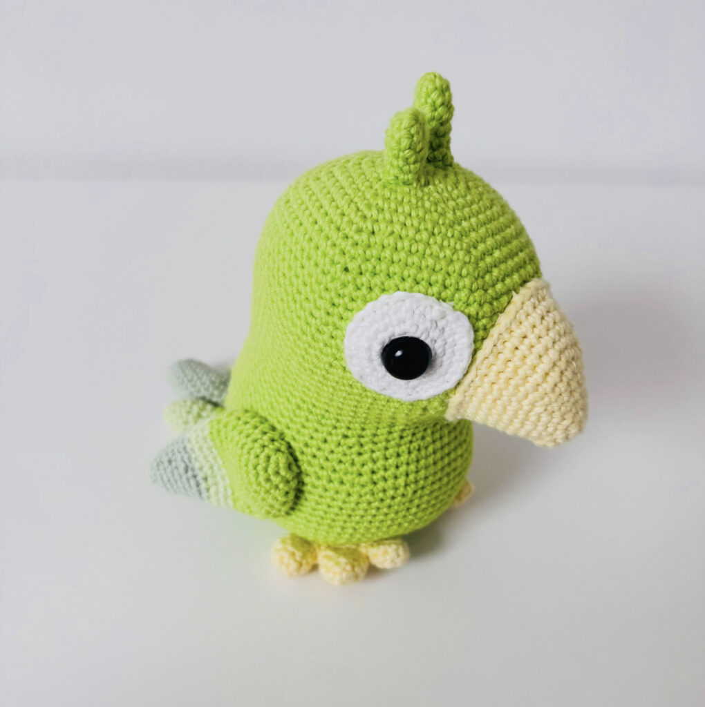 parrot hookedbyannika